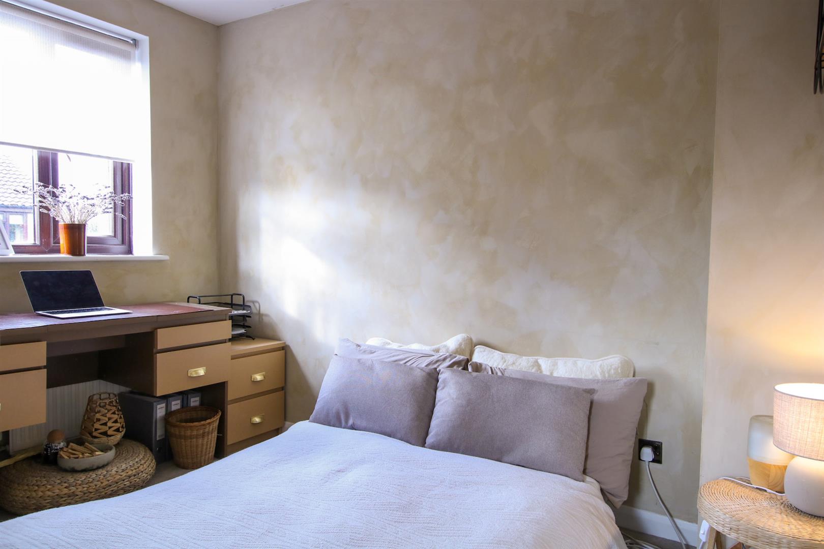 Surrey Close, Framlingham Gallery Image